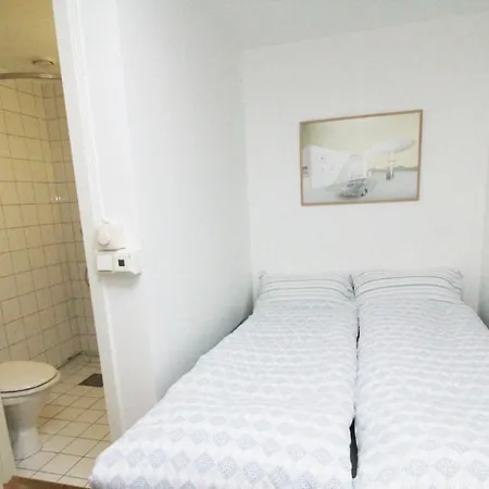 Apartment Nordic Host - Center 2 Bed / 2 Bath - Skippergata - 3 Minutes From Station *